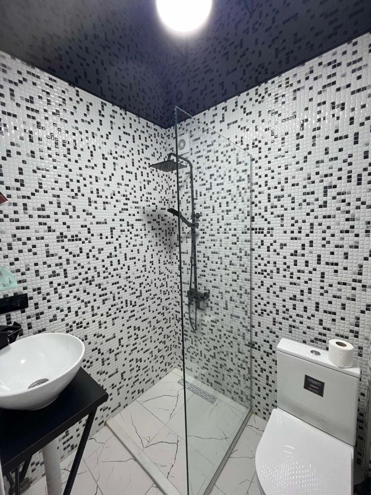 Natali Boutique Hotel Тбилиси Стая снимка